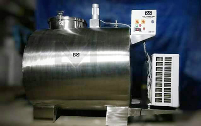 Bulk Milk Cooler